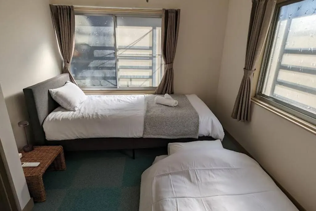 Holiday home Roomy 4Br Home Sleeps 9／Shinosaka／Large Groups