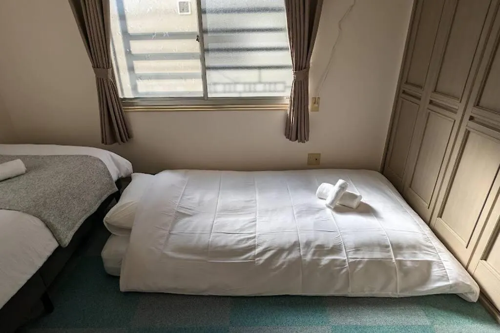 Roomy 4Br Home Sleeps 9／Shinosaka／Large Groups