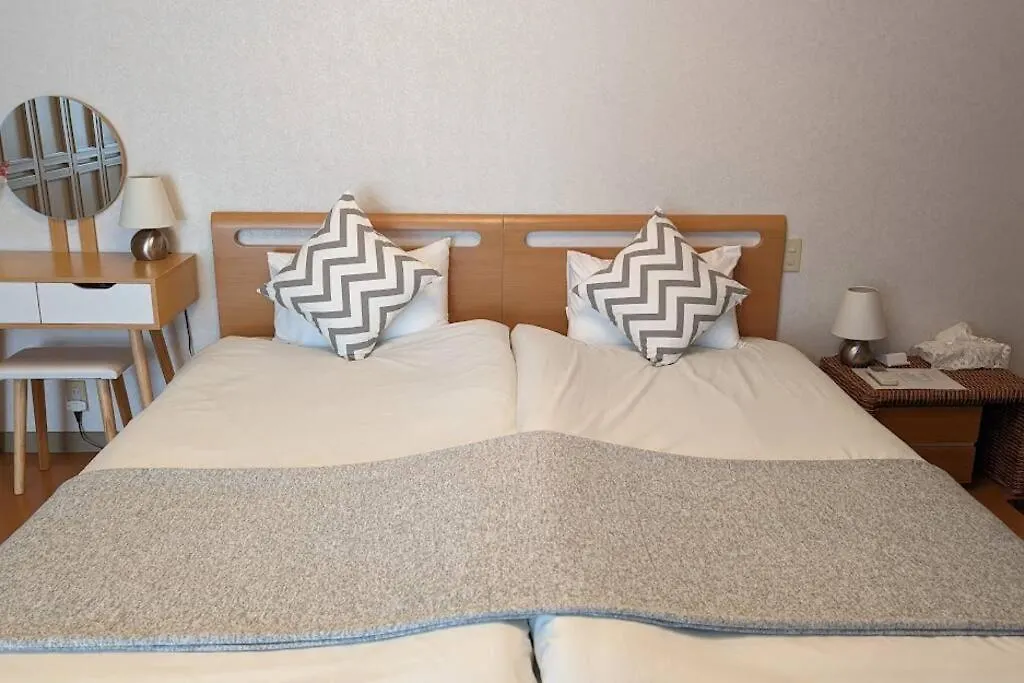 Holiday home Roomy 4Br Home Sleeps 9／Shinosaka／Large Groups