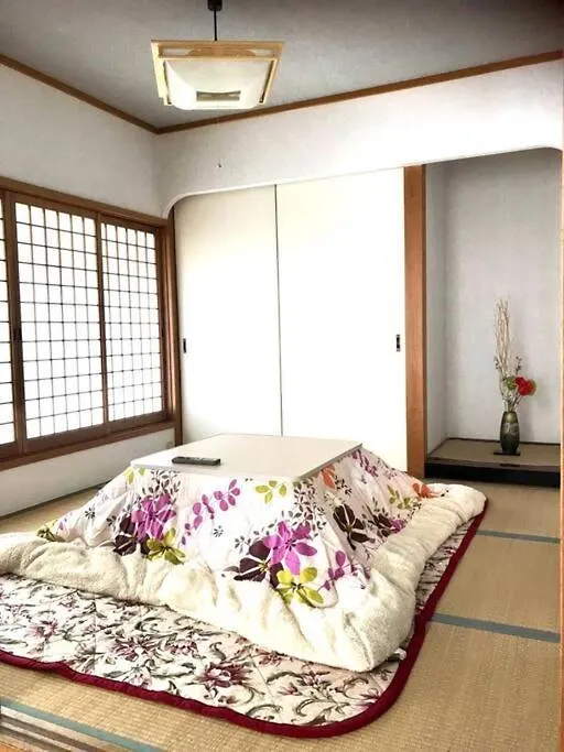 Roomy 4Br Home Sleeps 9／Shinosaka／Large Groups